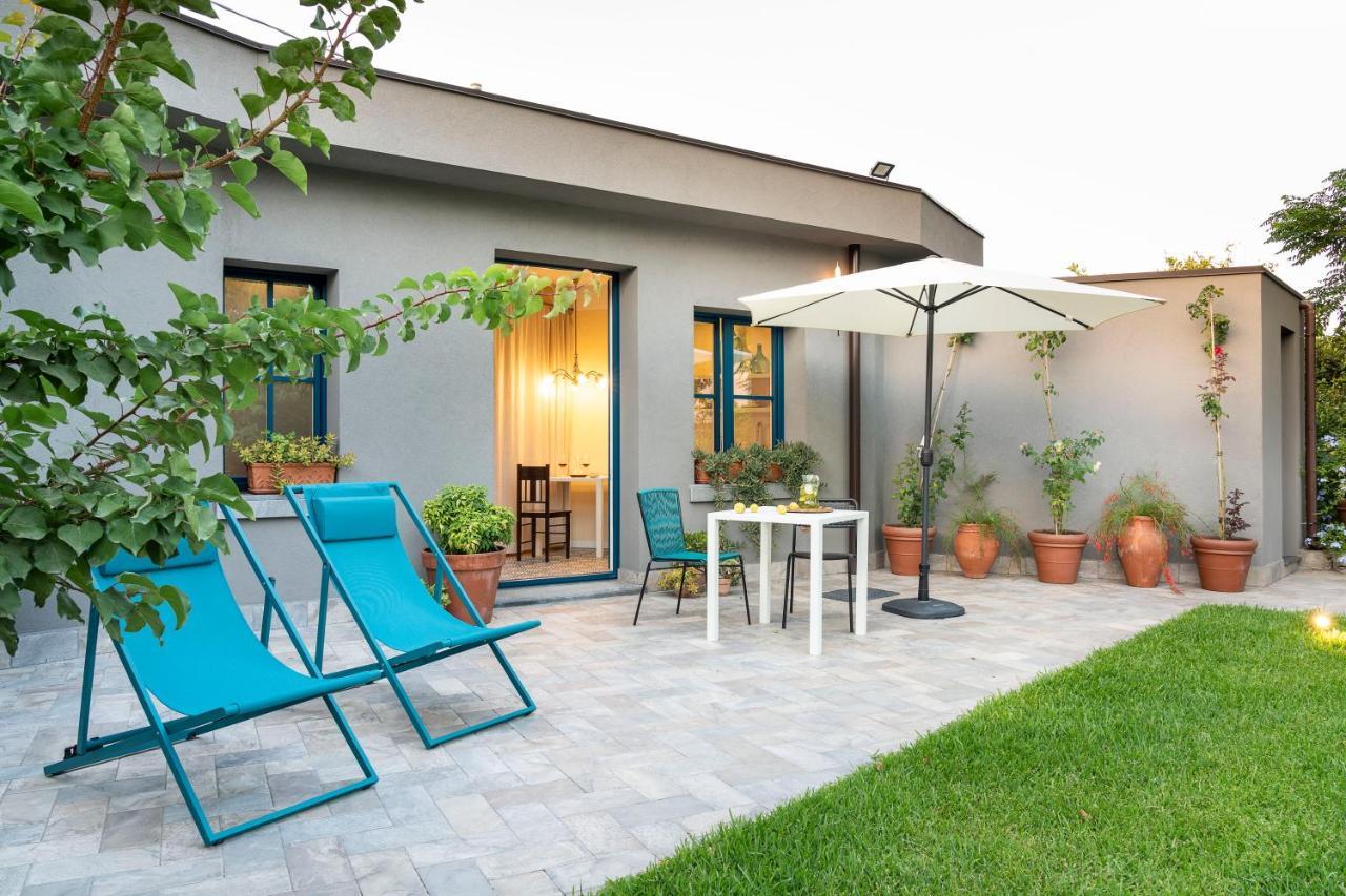 Suasor Villa อาชิเรอาเล ภายนอก รูปภาพ
